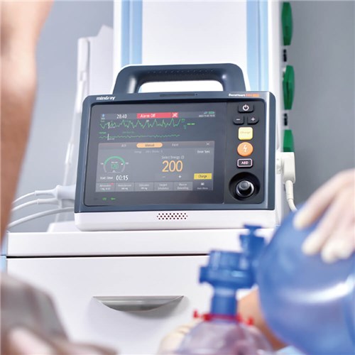 610164-mindray-beneheart-d30-defibrillator-monitor-1